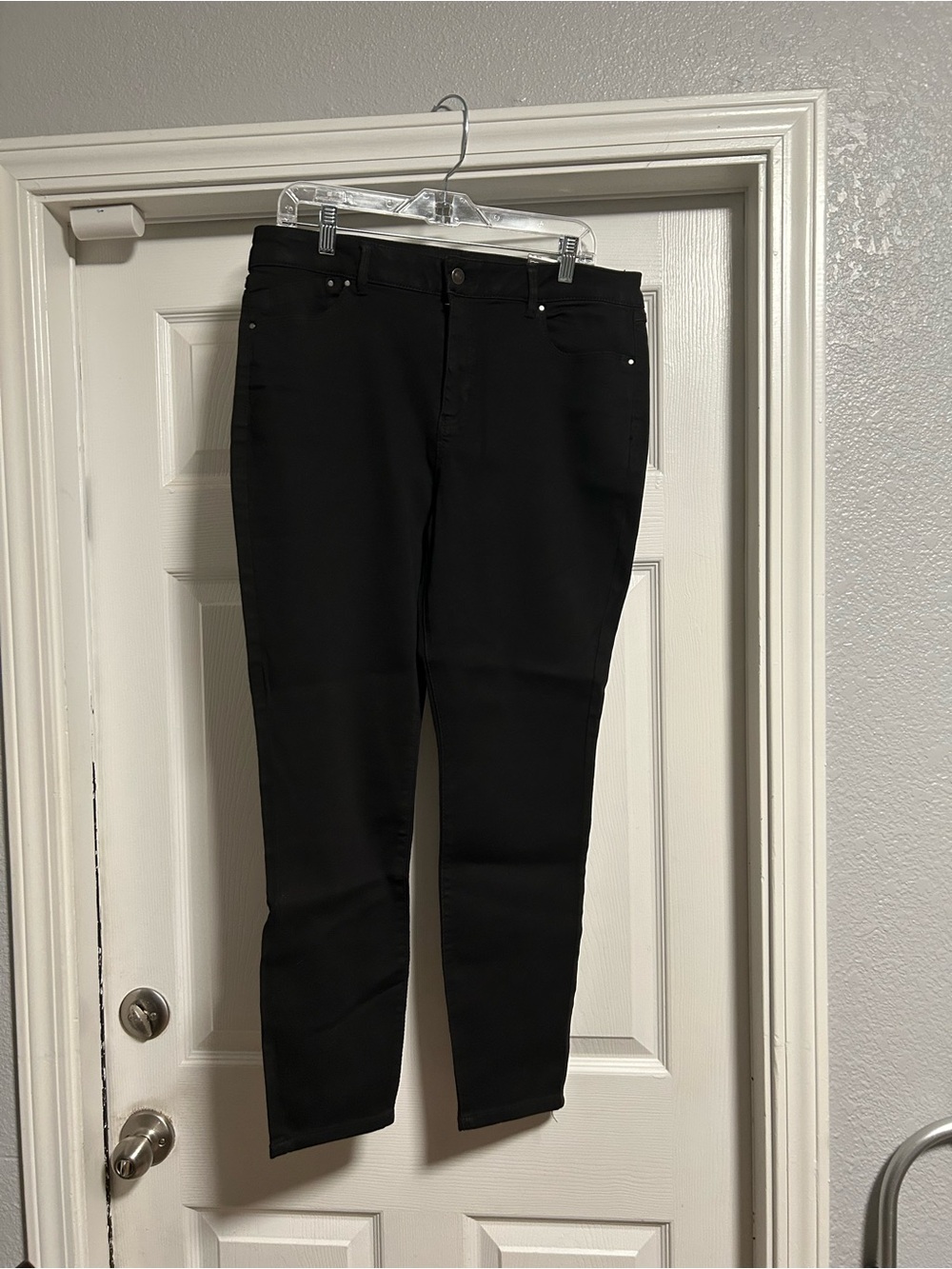 Miss Poured in Blue Women’s Black Skinny Jeans